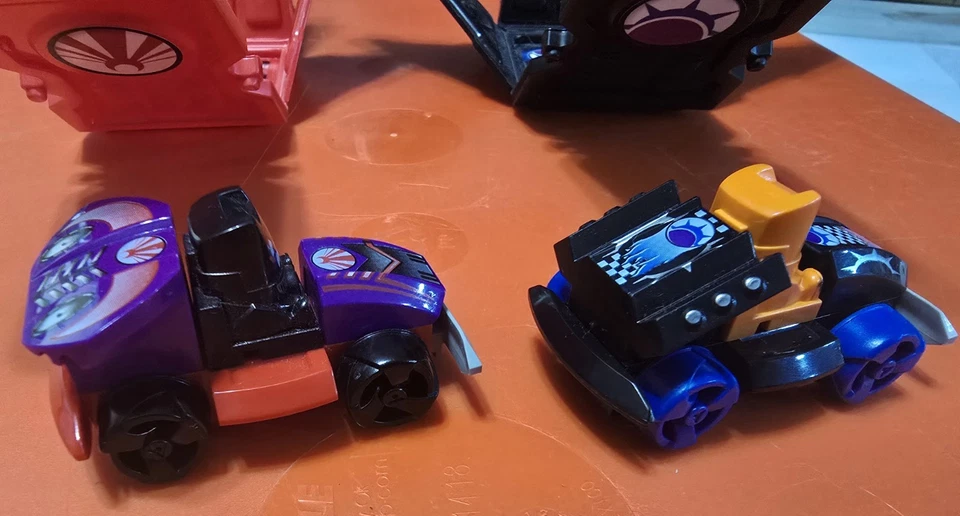 Lego Racers Xalax 2 CARS, 2 DRIVERS - Image 4 of 4