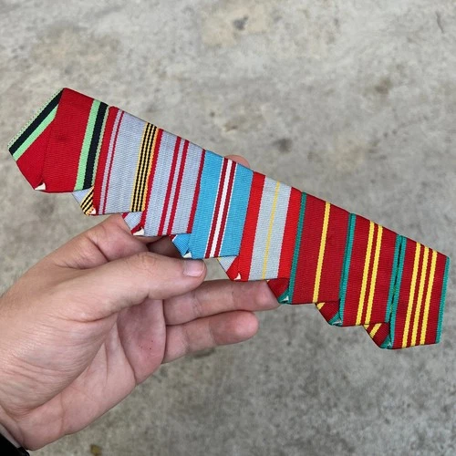 Soviet russian WW2 Cold War veteran military uniform order medal ribbon plate.