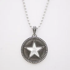Star pendant round tap necklace with Mother of Pearl By Controse