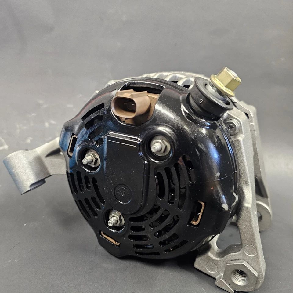 2007 to 2010 Jeep Grand Cherokee V6 3.7Liter 160Amps Alternator Oem Reman by Rvv - Image 3 of 3