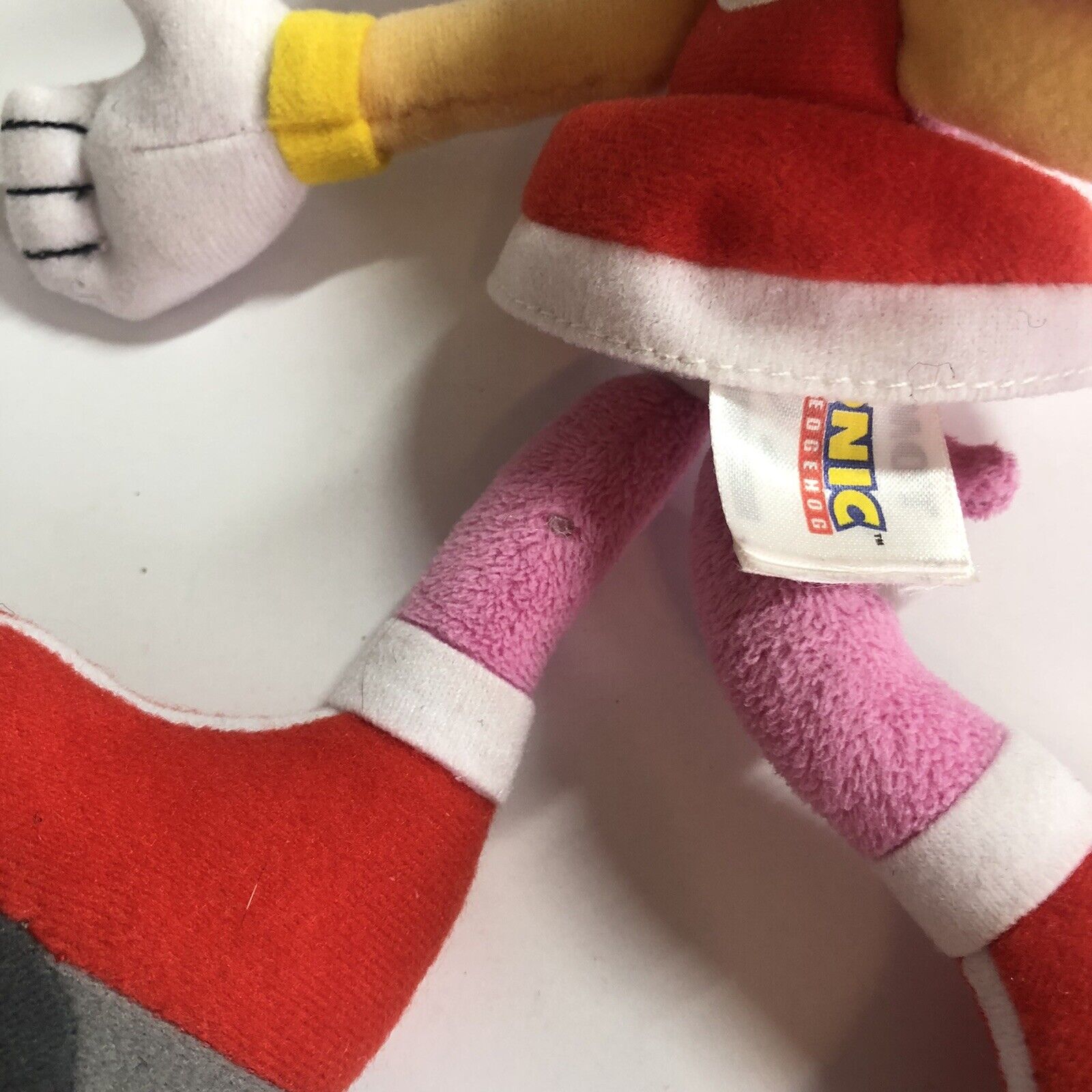 Small 8 TOMY Amy Rose Plush, A Sonic The Hedgehog Stuffed Toy Character,  ©SEGA