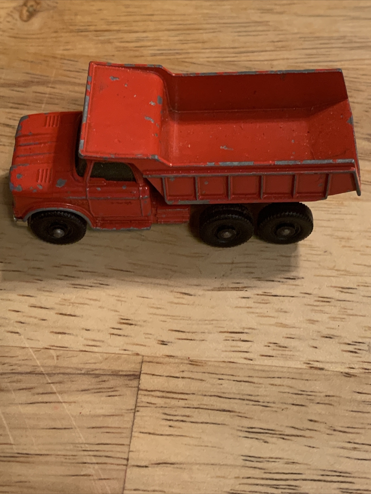 Picture 3 of 9