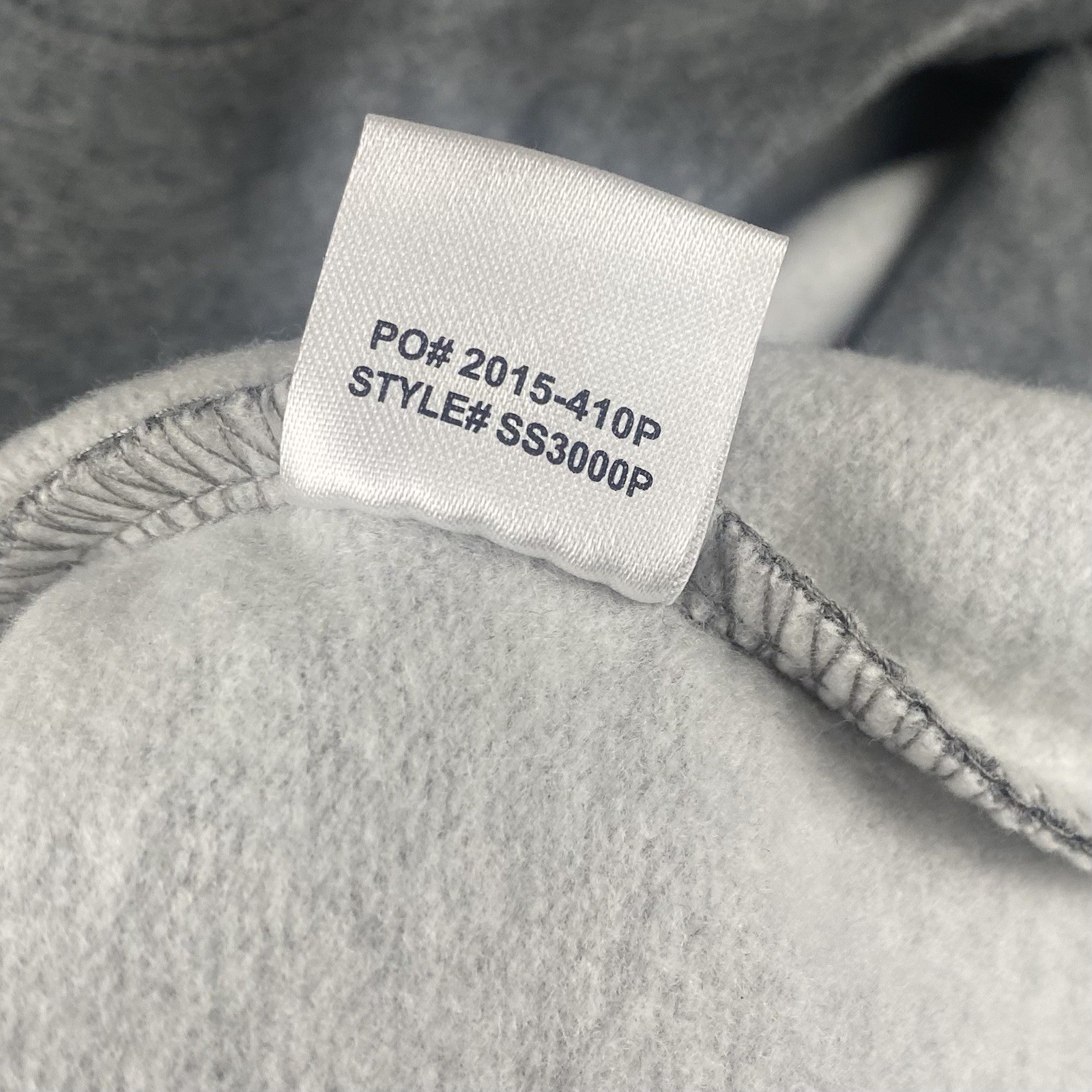 Raising Cane’s Men’s XL Crewneck Sweatshirt Classic Fit Gray