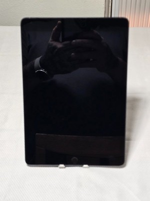 Apple iPad (9th Gen) 64GB Wi-Fi + 4G LTE Cellular