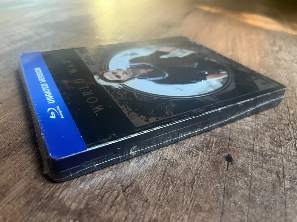 World War Z - Unrated Ed. w. Embossed Steelbook (Blu-ray, 2013, Region Free) NEW - Image 4 of 4