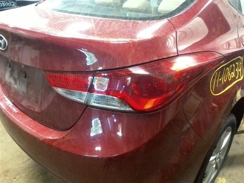 Rear Passenger Tail Light Sedan Quarter Panel Mounted Fits 11-13 ELANTRA 1020903