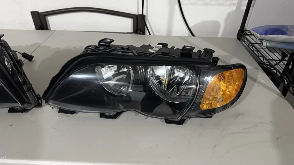 02-05 BMW E46 Sedan 325I 328I 330I Halogen Headlights Set Pair Left Right - Imagem 3 de 4