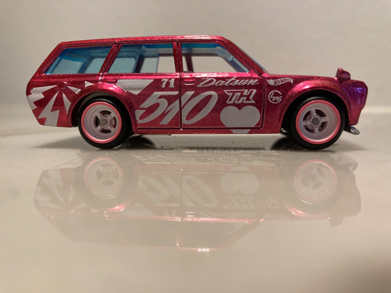 Hot Wheels Datsun 510 super treasure hunt STH loose 2023