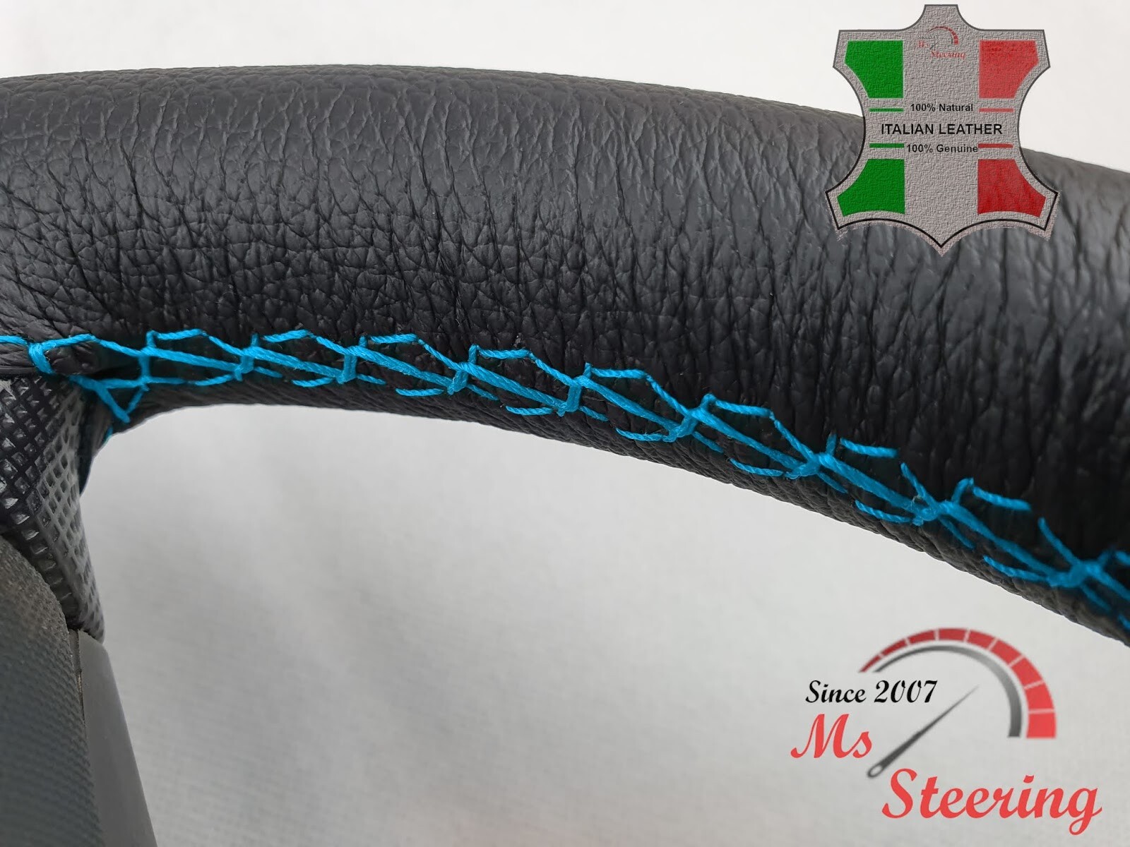 FOR OPEL VECTRA C 02-08 BLACK LEATHER STEERING WHEEL COVER LIGHT BLUE 2 STIT