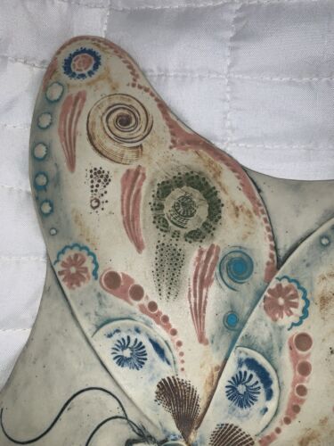 Vtg E.C. Brinkman Butterfly Moth Pottery Stoneware Wall Tile Hanger 9.5”x8.5” - Picture 3 of 12
