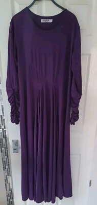 Damen lila Abaya Kleid Unikat 54 56 lang Plissee ausgestellte Rüschenärmel 