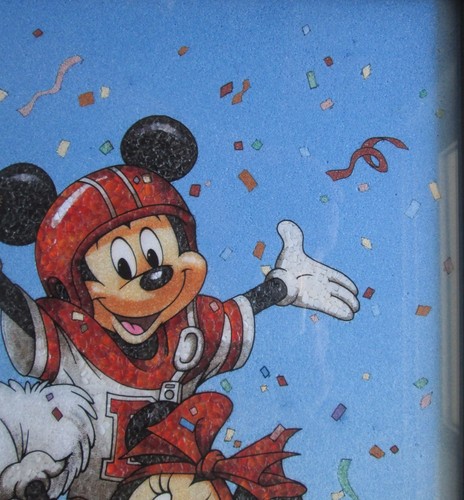Gerahmtes Mickey & Minnie Kunstwerk aus echten zerkleinerten Edelsteinen vieler Arten - Bild 4 von 7