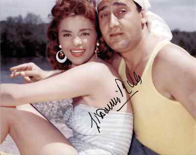 Giovanna Ralli Autographed Photo Signed Photo A Hero of Our Times PROOF