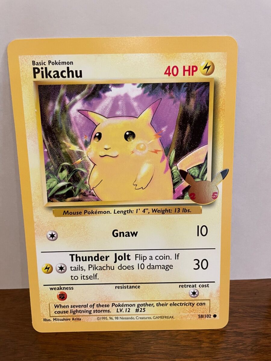 Pikachu (58/102) - Carta Gigante Pokemon / Oversize - Celebrações