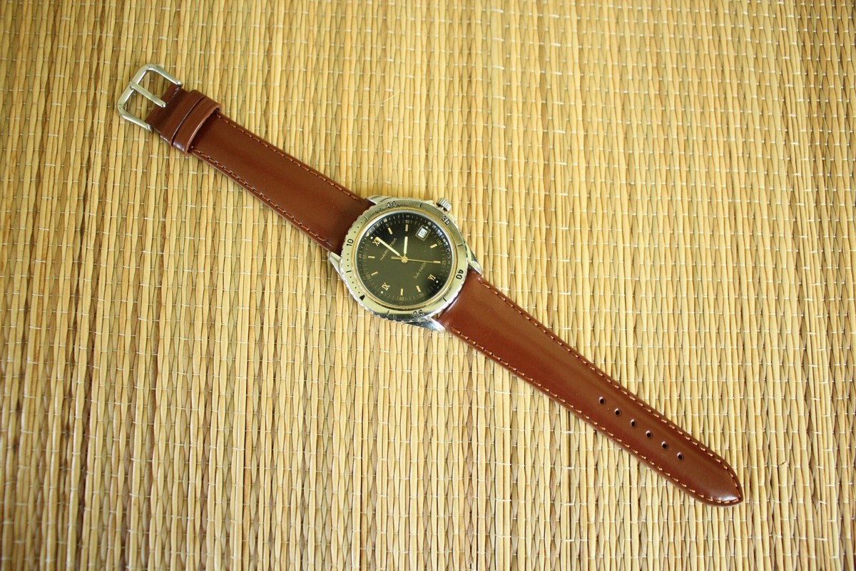 MINT VINTAGE HAMILTON 9744A SUB 660 STAINLESS GOLD BLACK DATE DIAL