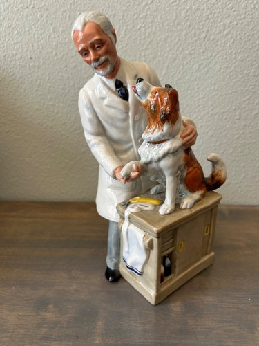 Vintage Royal Doulton "Thanks Doc" HN2731 Vet & Collie Dog Figurine