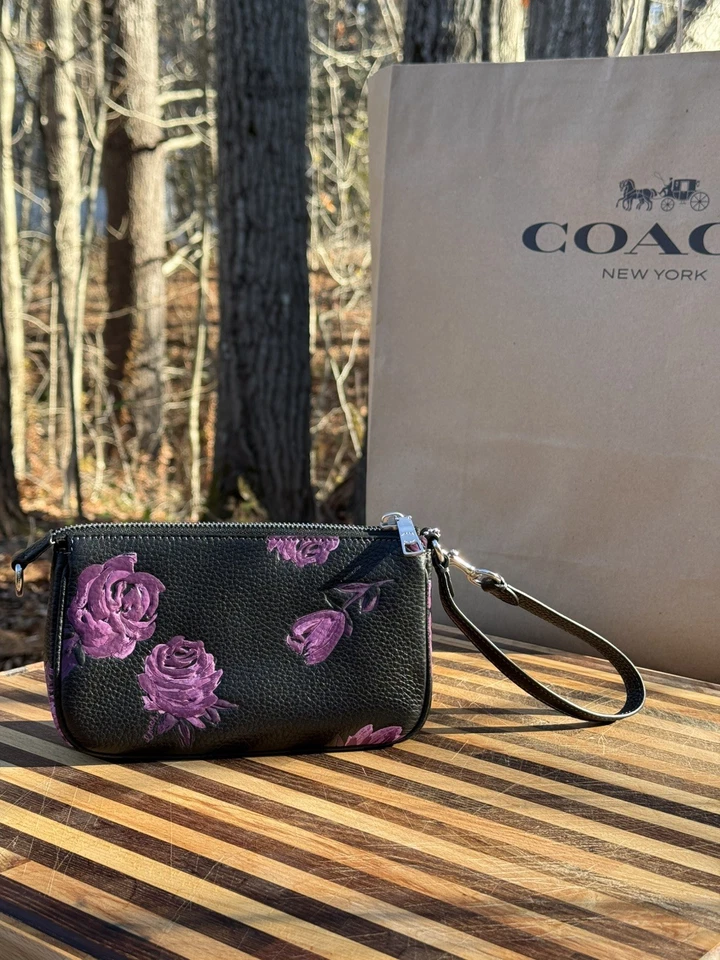 Nuevo con etiquetas Coach Nolita 19 negro con estampado floral púrpura y herrajes plateados Foto 2 de 3