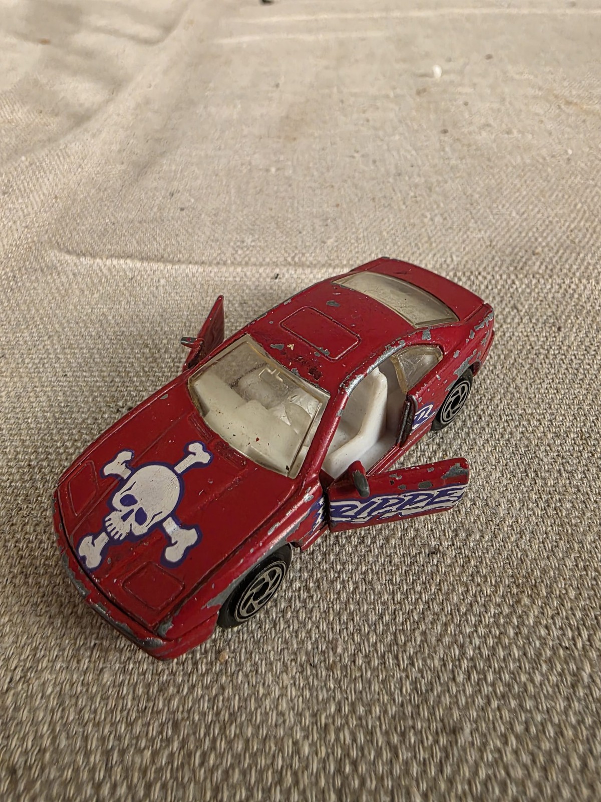 Vintage 1992 Matchbox BMW 850i Red Ripper Diecast Toy Car Used