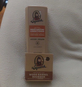 Dr. Squatch Wood Barrel Bourbon Men’s Body Bar Soap 5 oz Paraben/Sulfate-Free