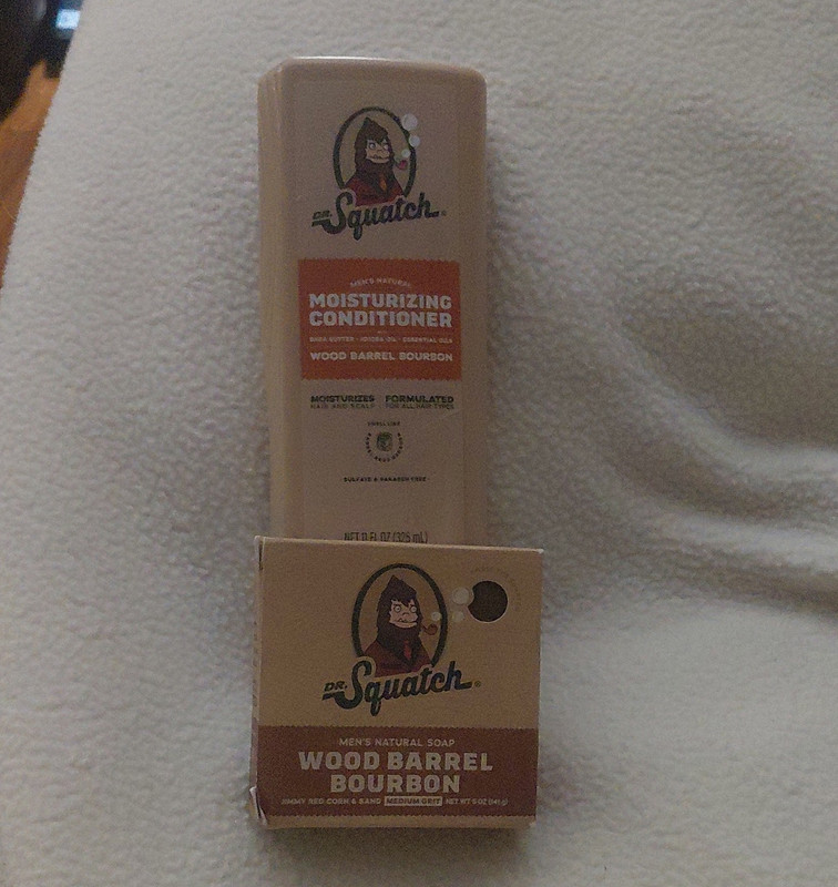 Dr. Squatch Wood Barrel Bourbon Men’s Body Bar Soap 5 oz Paraben/Sulfate-Free