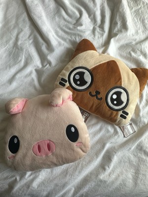 Monster Hunter Limited Edition 13  Plüschkissen Airou Palico und Poogie
