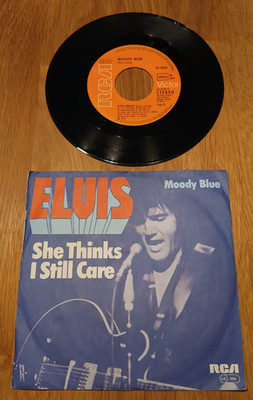 ELVIS - MOODY BLUE / SHE THINKS I STILL CARE - 7'' - SINGLE - VG+++ -