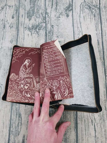1957 The Holy Bible New Catholic Edition Illustrated Leather Confraternity Ed. - Foto 13 di 24