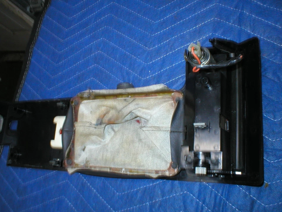 Firebird Trans Am Formula 1985-92 consola central placa de cambio transmisión de 5 velocidades GM Foto 3 de 4