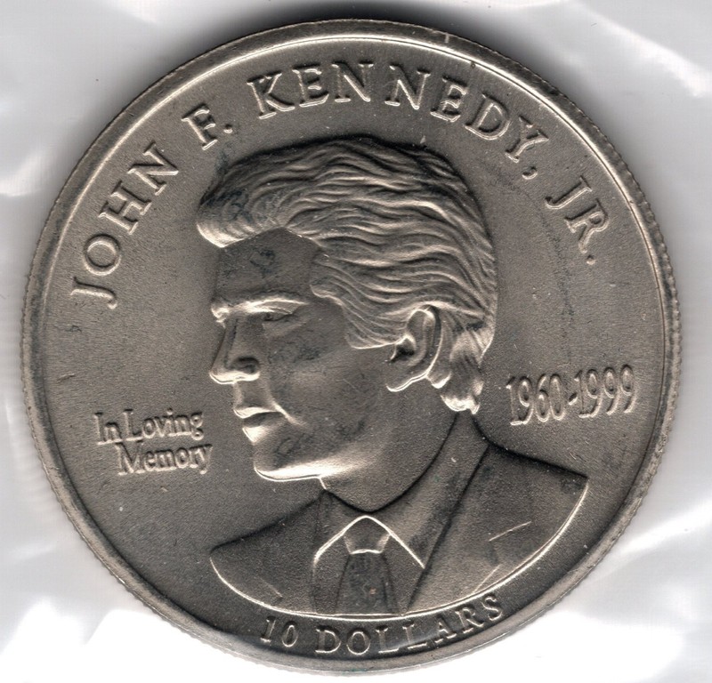 2000 Republic of Liberia 10 Dollars John F. Kennedy, Jr. "In Loving Memory" Coin