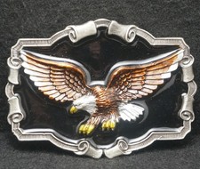 XA23128 NOS VINTAGE 1983  EAGLE FLYING  BIRD ANIMAL ARTWORK MENS BELT BUCKLE