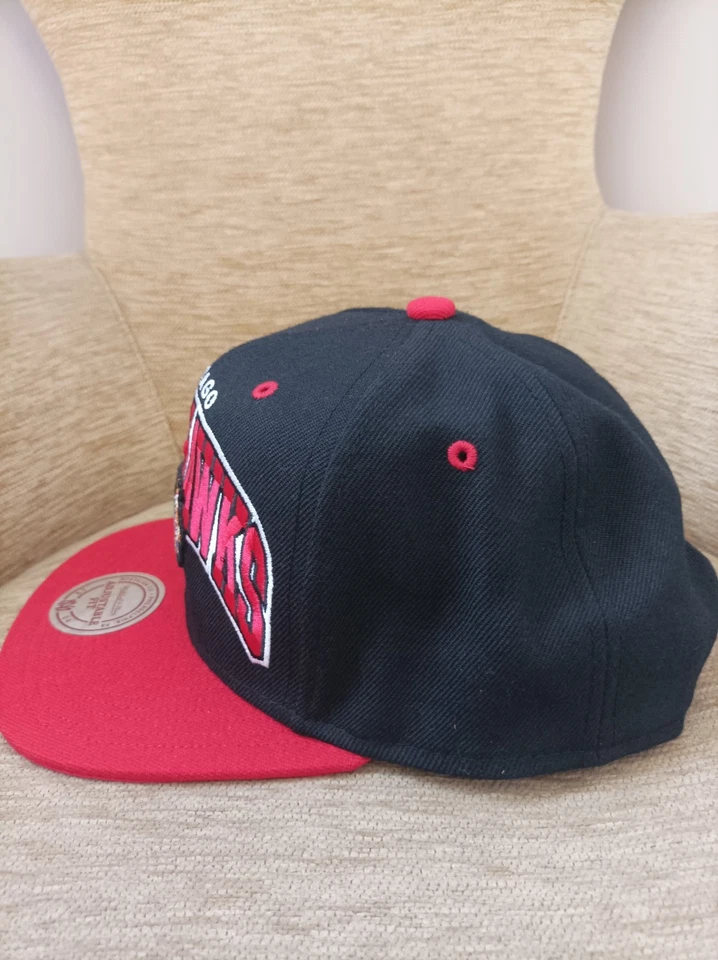 Mitchell & Ness Vintage Chicago Blackhawks Snapback – NHL Black/Red, Stile Retro - Imagen 2 de 4