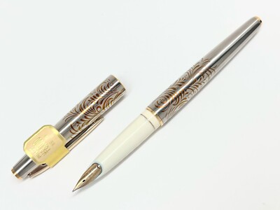 Pilot Fountain Pen '70s Pilot Lady Arabesque Pattern Ivory Cover 18K F