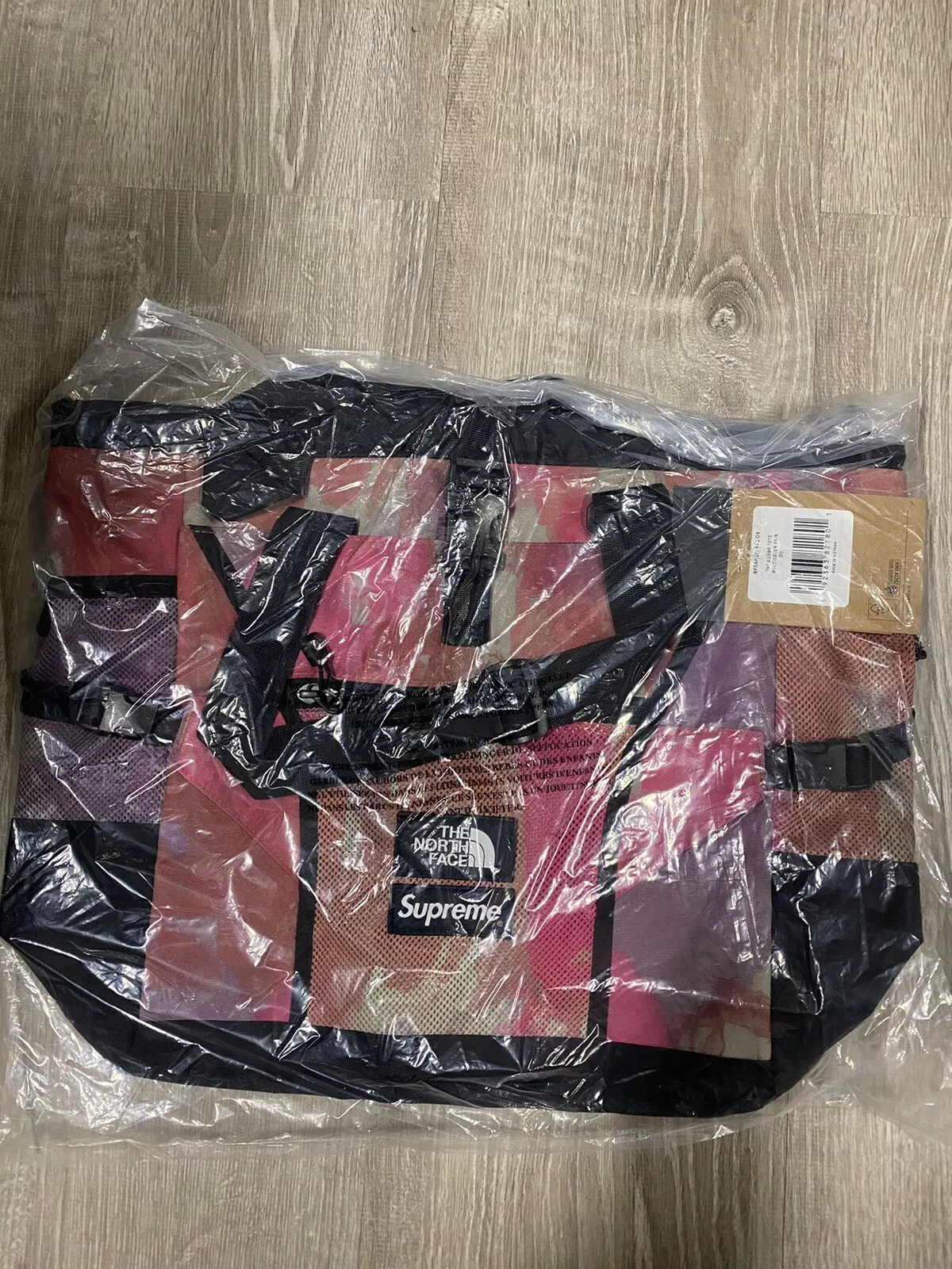 Sac fourre tout neuf TNF x Supreme Adventure « Cargo Series » Multi Deadstock flambant neuf