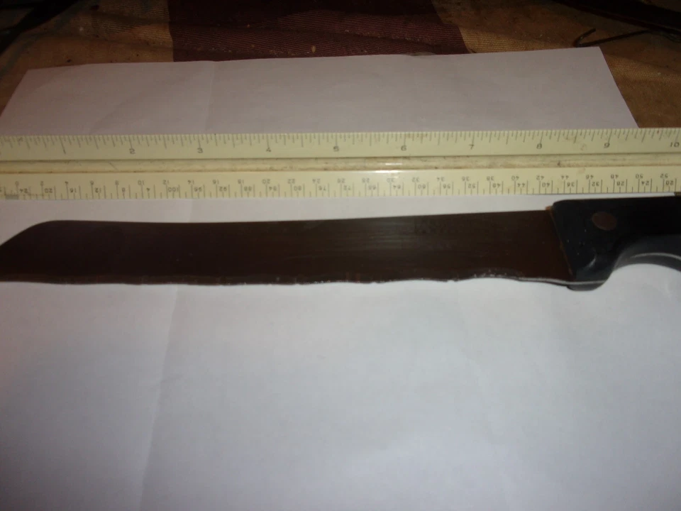 TRES CUCHILLOS PROFESIONALES FARBERWARE CUCHILLO DE CHEF, CUCHILLO PARA REBANAR Y CUCHILLO PARA PAN Foto 4 de 4