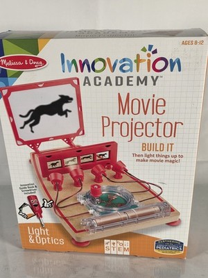 Melissa & Doug Science STEM Movie Projector Kit Learn light optics circuits