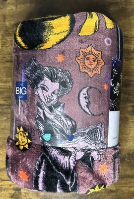 NEW - DISNEY HOCUS POCUS- KOHLS THE BIG ONE- PLUSH THROW BLANKET