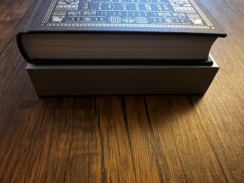 The Folio SCIENCE FICTION Anthology H G Wells Asimov Heinlein FOLIO SOCIETY 1st - Picture 14 of 16