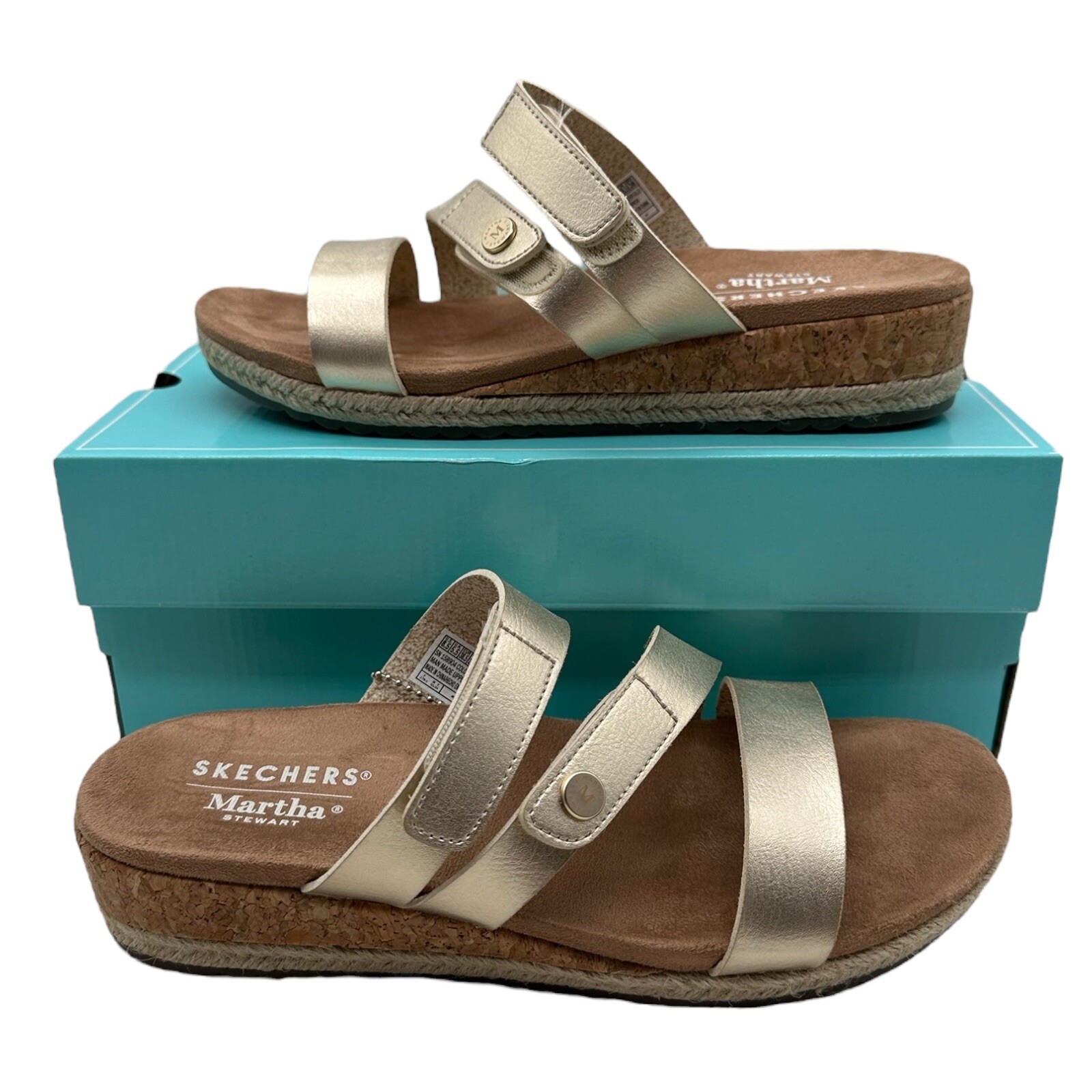 APL Sandali donna Skechers Martha Stewart Breezie misura 8 5 oro lucido lucentezza NUOVI