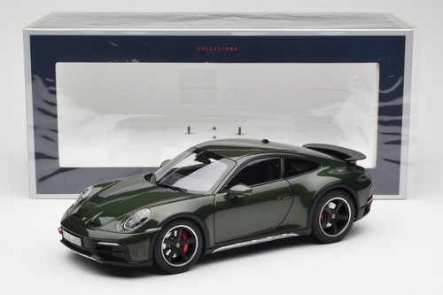 187241 Porsche 911 992 Dakar Oak Green Metallic Norev 1/18 - Imagen 9 de 9