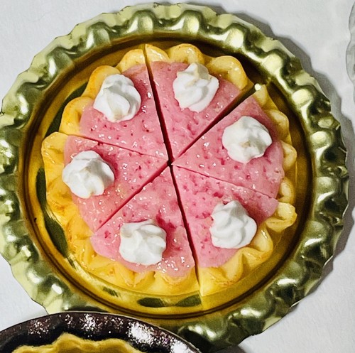 Lote de rebanadas de calabaza de chocolate pastel de frutas comida miniatura para casa de muñecas Barbi 👻🧲 6 piezas - Imagen 3 de 24