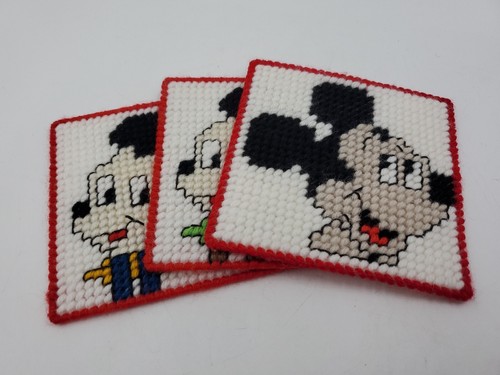 Disney Mickey Mouse Minnie Mouse Plastic Yarn Canvas Handmade 3 Coasters 4 1/4" - Picture 6 of 7