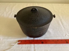 Vintage BlacknCast Iron Cauldron-Bean Pot w/Hammered Lid, 3 feet, handles