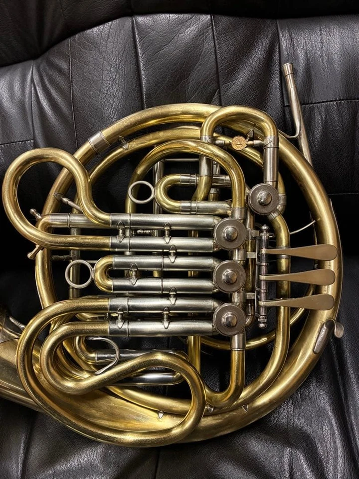 Cuerno doble completo Holton H180 Foto 2 de 4