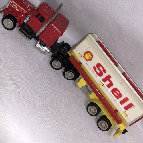 Vtg Shell Oil Tanker Plastic Red Rig DieCast Metal White Yellow Truck Toy/6a