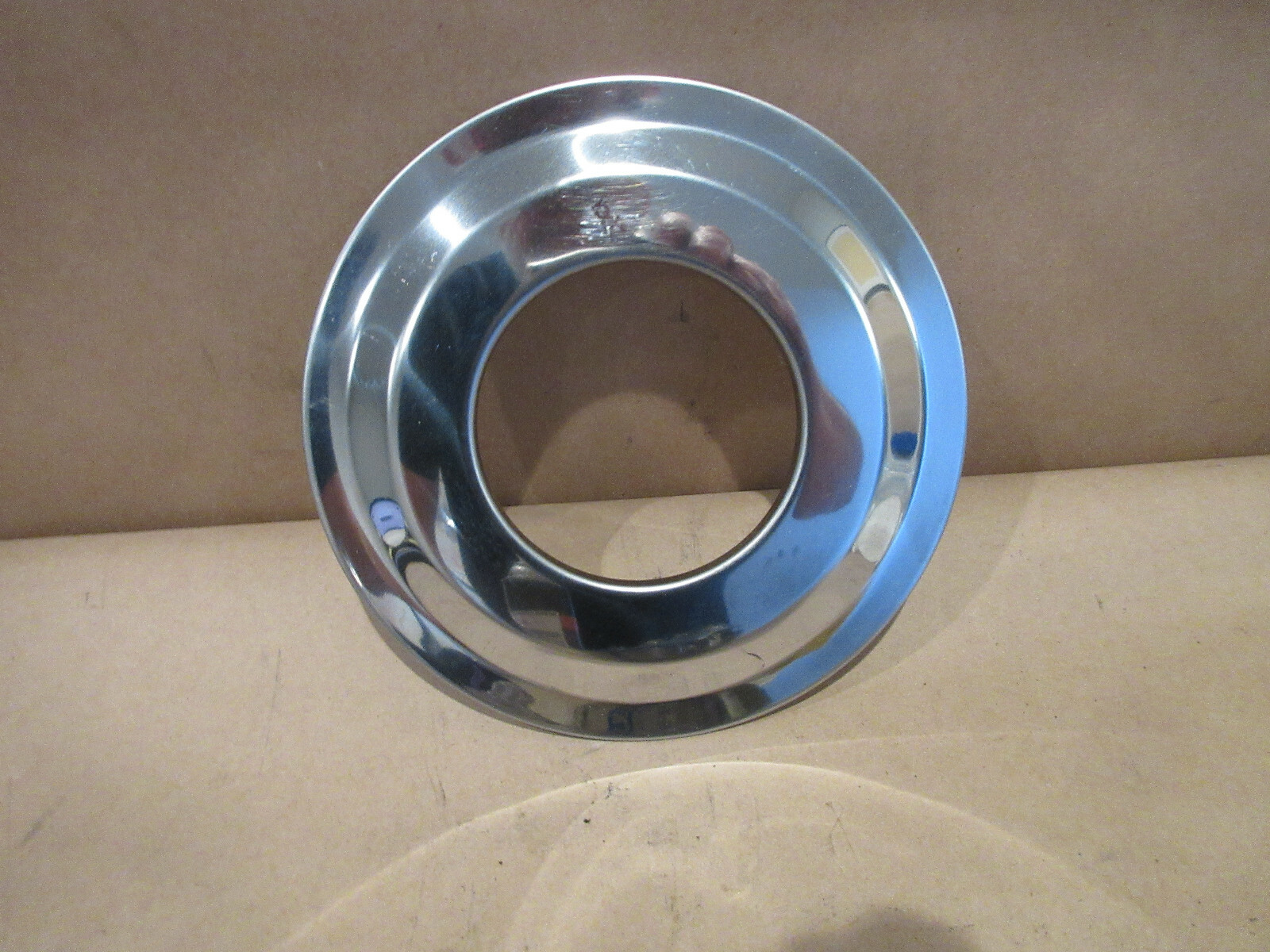 Ferrari 365 - Wheel Trim - P/N 101233