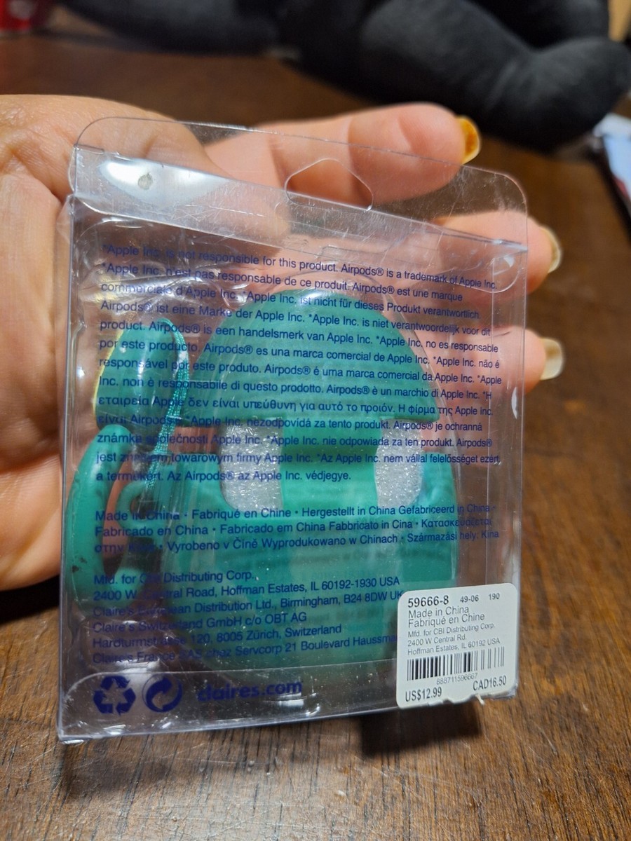 Claire's Compatible with Apple Airpods Avocado Case