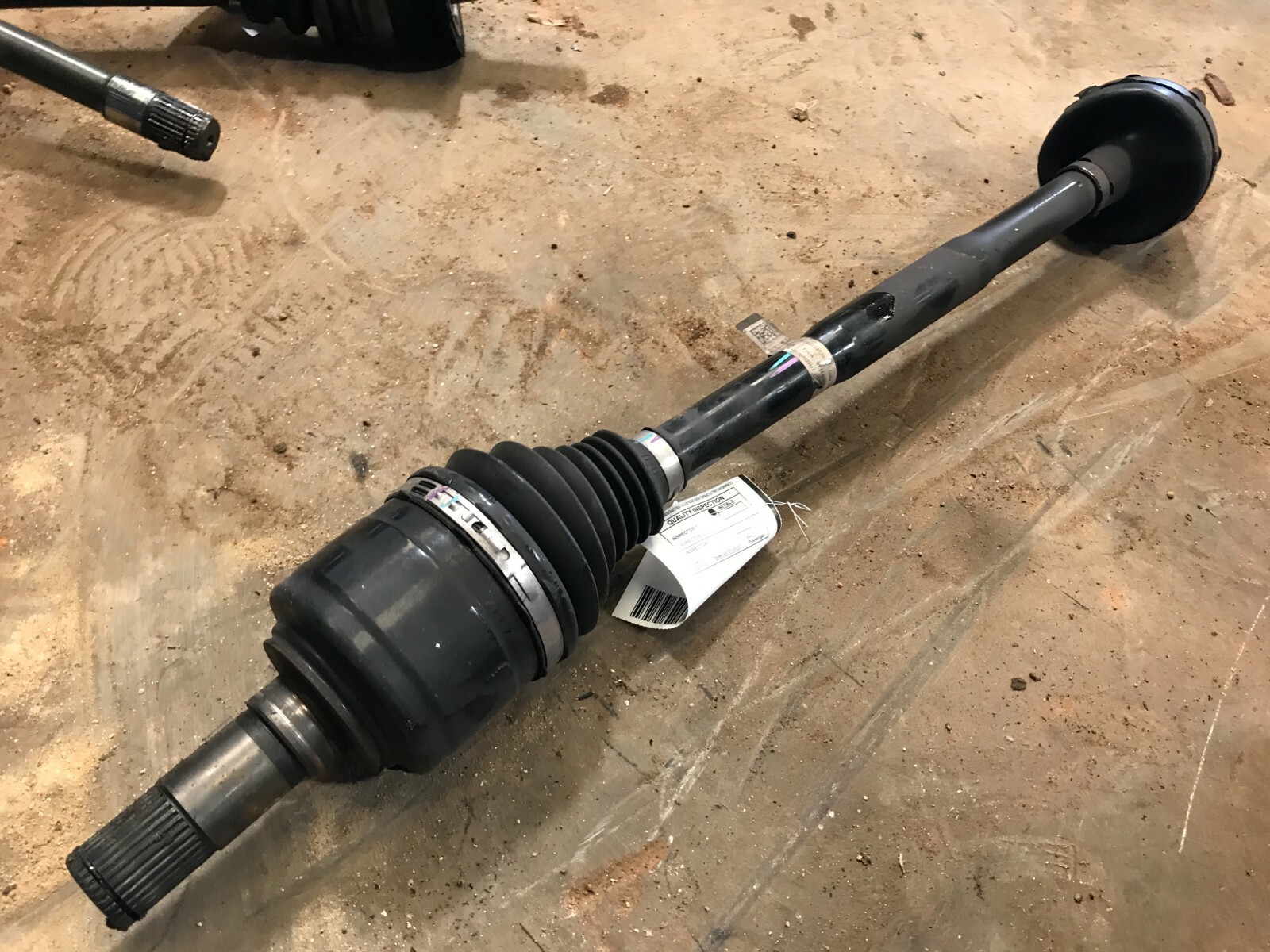 14-20 MASERATI GHIBLI S Q4 REAR AXLE RIGHT PASSENGER SIDE OEM 