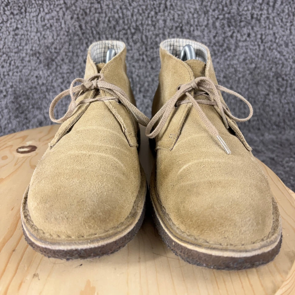 Bota Clarks Originals Desert para mujer talla 9 madera de roble beige gamuza con cordones al tobillo Foto 2 de 4