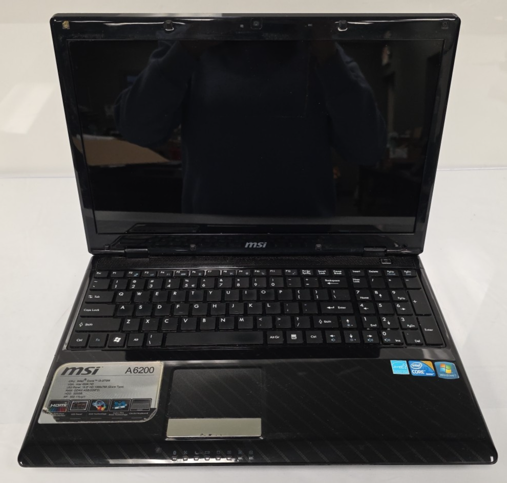 裁断済　MSI MSI A6200 Laptop (MS-1681) | Intel Core i3-370M| 15.6