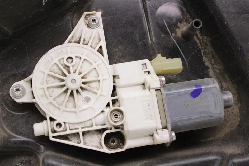 Used Rear Left Door Window Regulator Rear fits: 2010 Dodge Journey electric Rear - Image 3 of 4